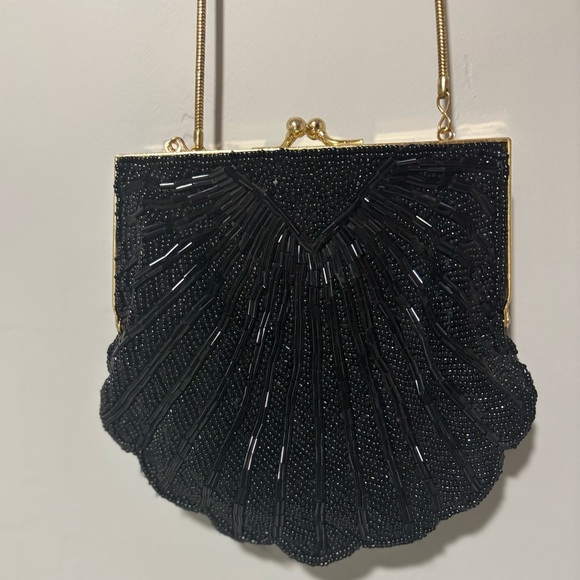 La Regale Elegant Black Beaded Clutch - Picture 6 of 8